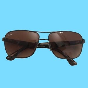 Gunmetal Pilot Ray-Ban Sunglasses